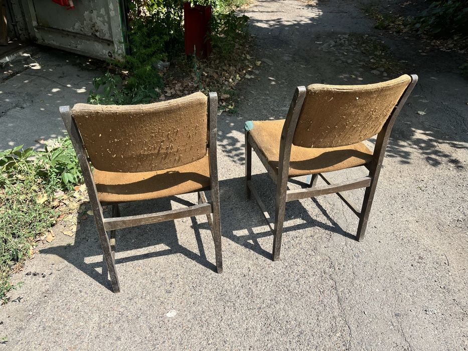 Стулья продам польские