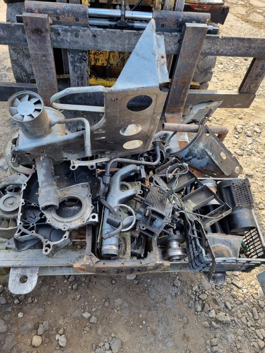 Dezmembram tractor Deutz Fahr D4006