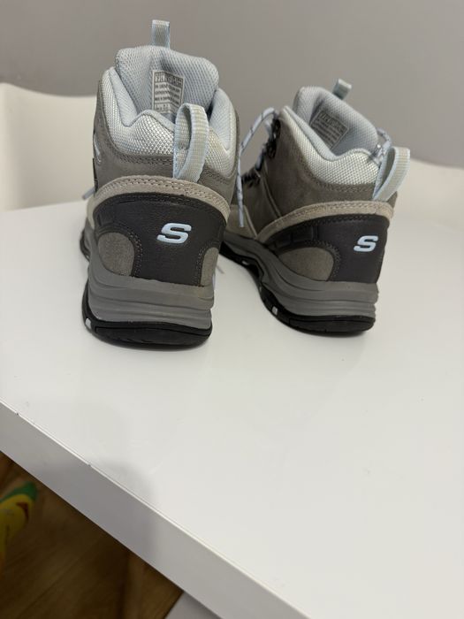 Зимни боти Skechers 37 рр