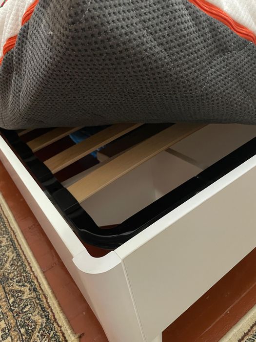 Продается кровать