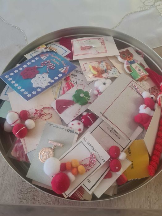 Чисто нови соц мартеници