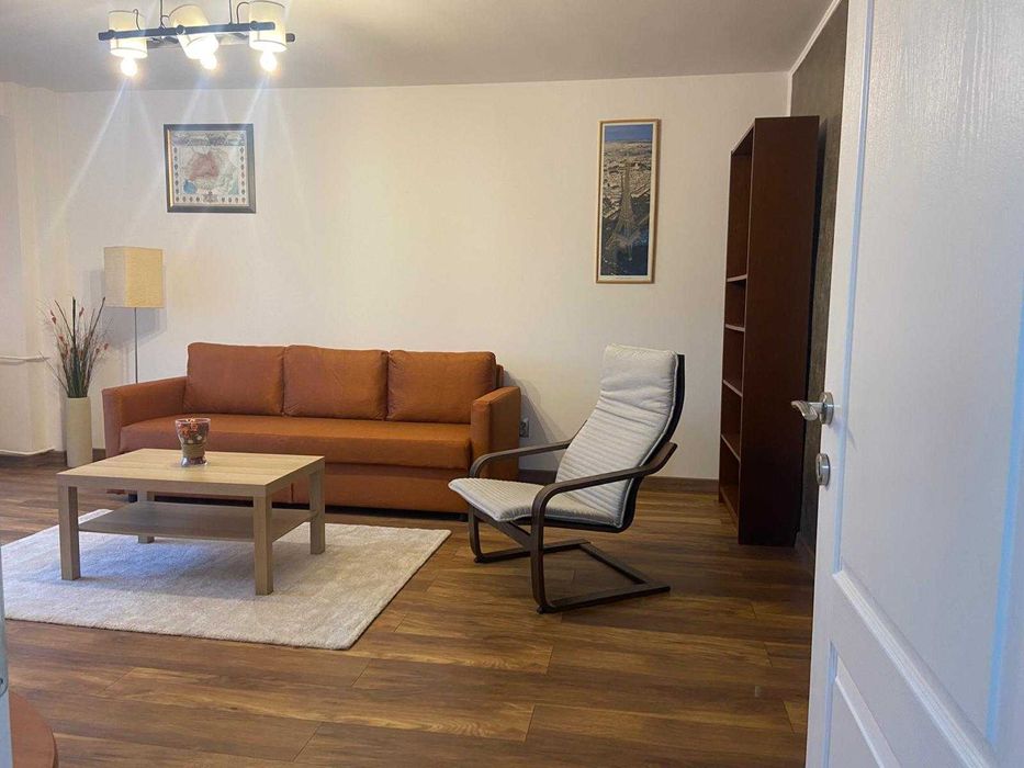 Apartament Pta Alba Iulia, 2 camere decomandate, et 6/7, AC, masina spalat rufe/vase, TV, usa blindata, mobilat renovat, punct termic la baza blocului