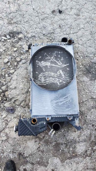 Радиатори  за мерцедес спринтер 312д