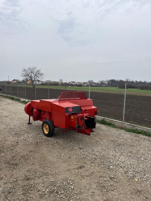 Presa de balotat Massey Ferguson 124
