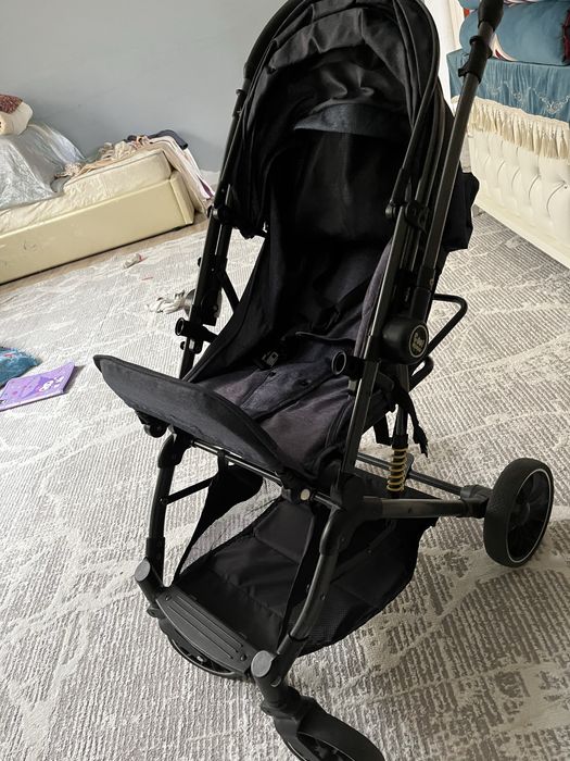 Коляска прогулочная женил