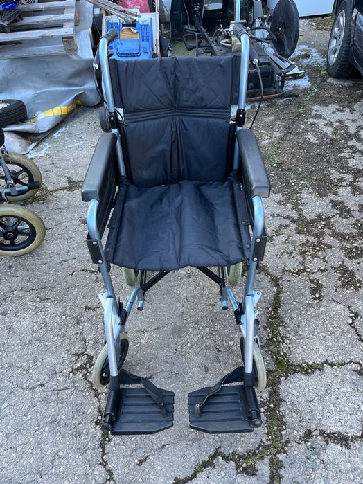 Ръчна инвалидна количка Daus алуминиева