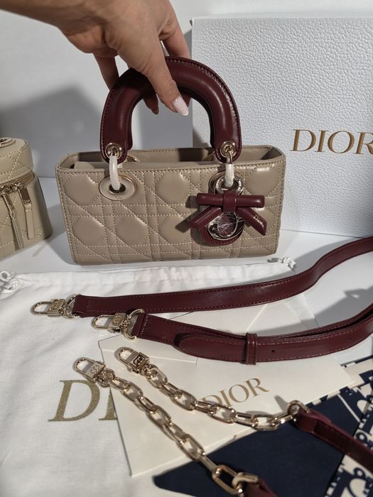 Налична чанта Dior D-Joy