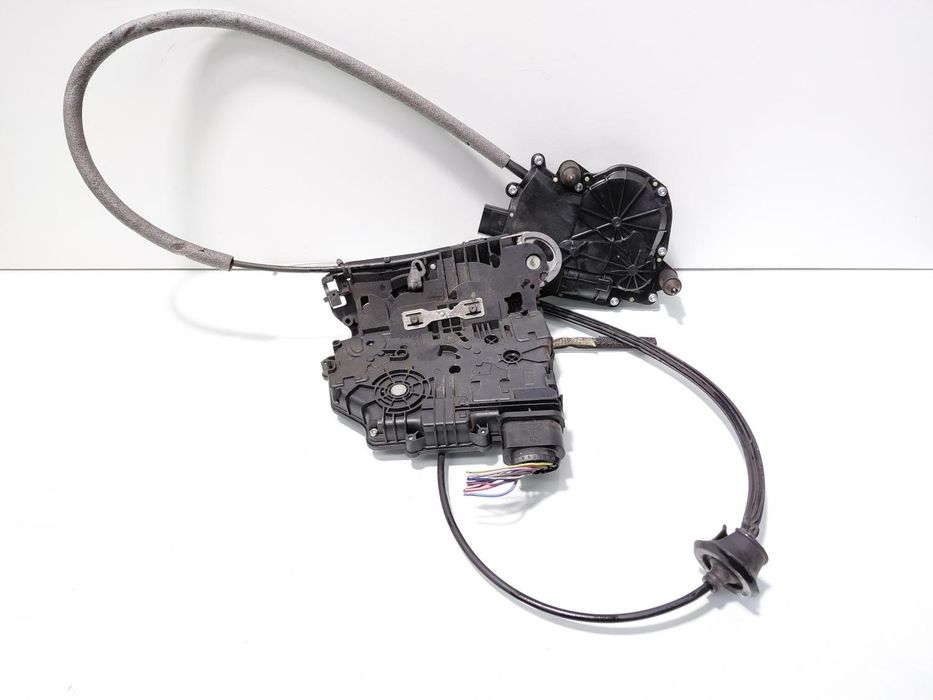 Broasca usa spate dreapta cu motoras soft close, cod 7N0839016C, 7N0843745, VW Sharan (7N) Volkswagen