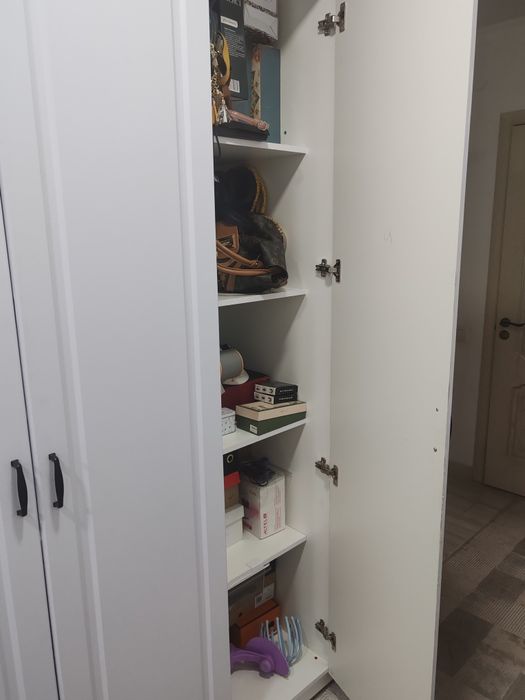Продам шкаф для одежды