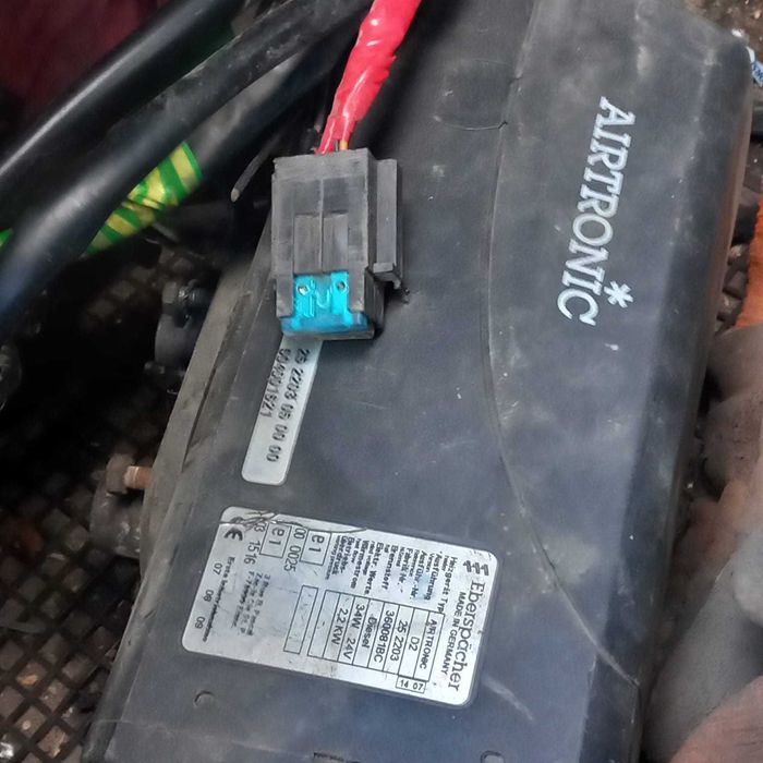 Vând sirocou Airtonic D2 24v, 2,2kw, diesel, made in germany