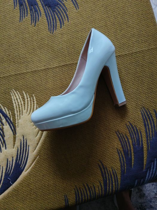 Продам туфли 35 размера