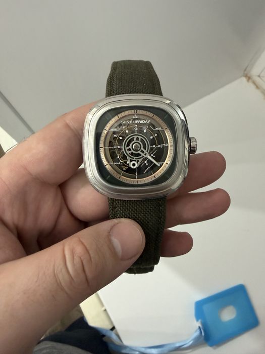 Оригинальные часы Seven Friday
