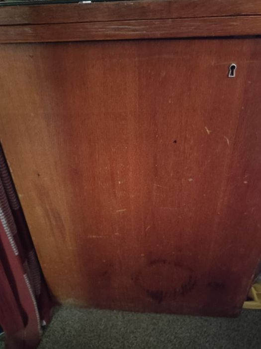 Две Швейные Машинки