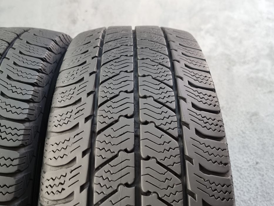 "Dot 25" 215/65/16 С Semperit 4Броя: 450лв 7.2мм