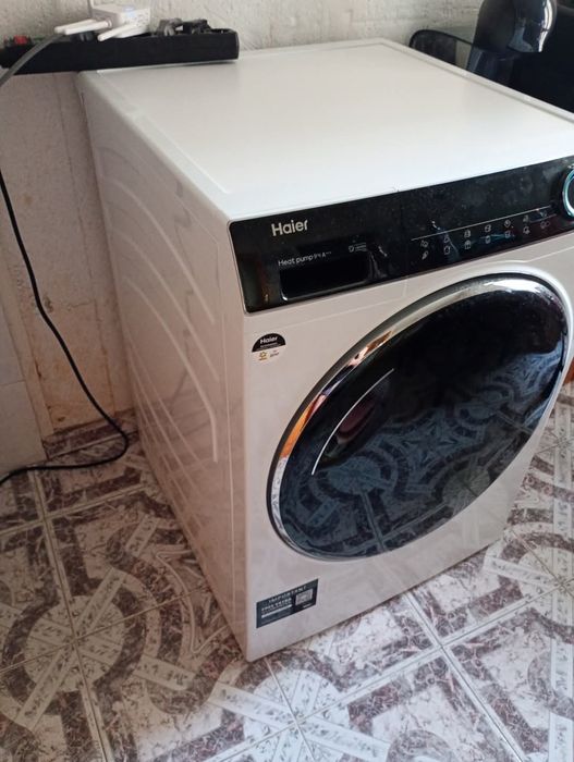 Продавам Haier сушилня