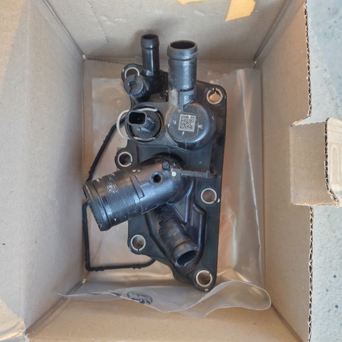 Termostat  ORIGINAL Dacia Logan III, sandero III, Jogger 1.0 tce