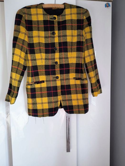 De vânzare paltonaș și geaca