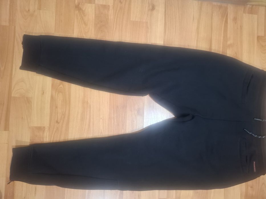 Pantaloni trening Bershka ca noi,marime M