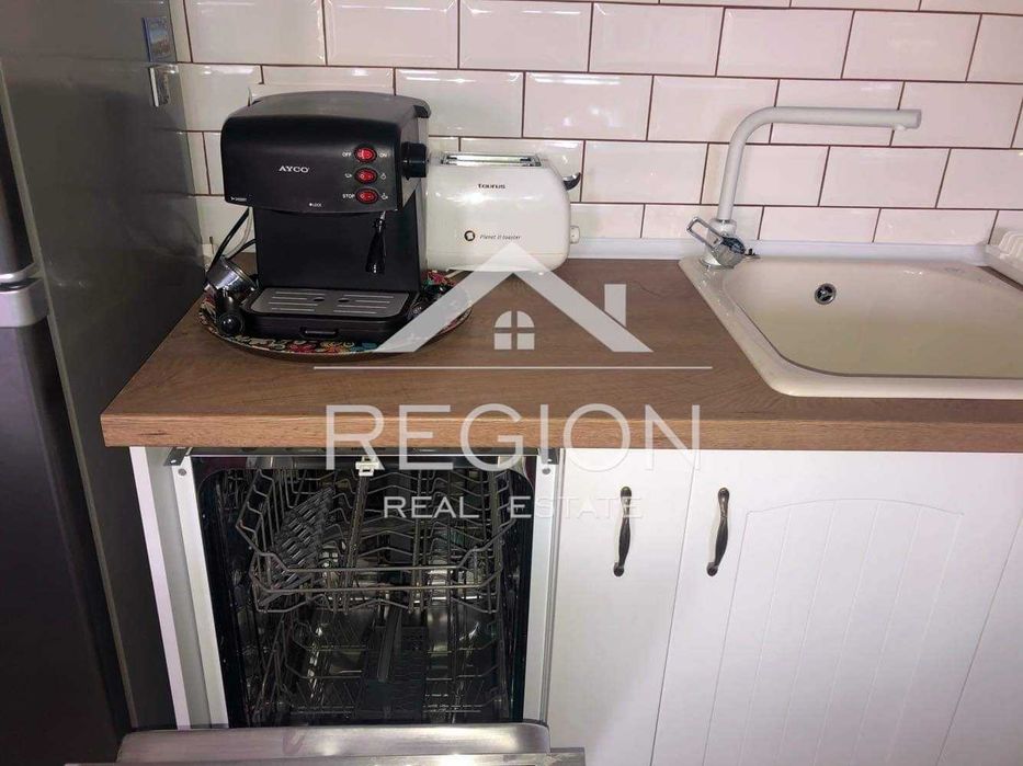 Дава се под наем Двустаен апартамент в Варна, ВИНС - 55 кв.м за 450 € - Снимка #2