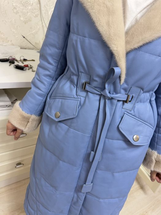 Продаётся зимняя верхняя одежда Max Mara