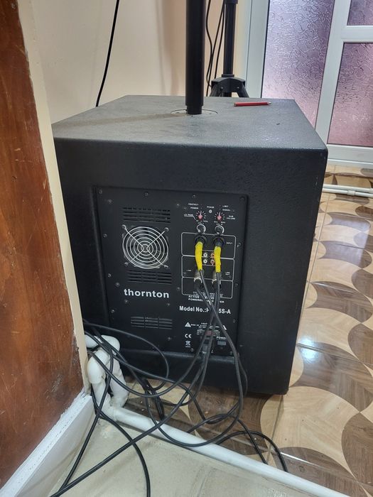 De vinzare boxe active