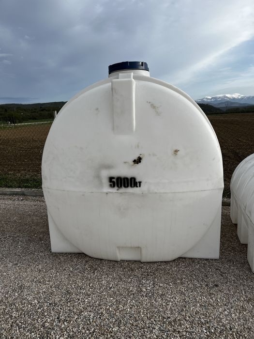 Резервоари/цистерни/бидони