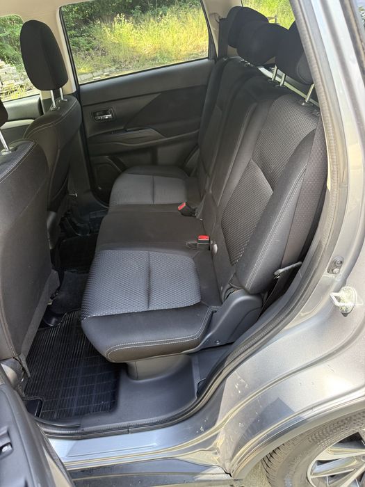 Mitsubishi OUTLANDER 7locuri 4x4  GARANTIE 1 an