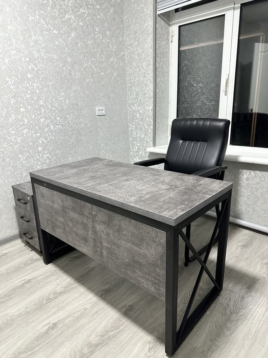 Офисный стол/парта/стол/компьютерный стол/рабочый стол/call centr/стул