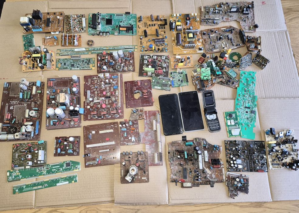 Електронна скрап.