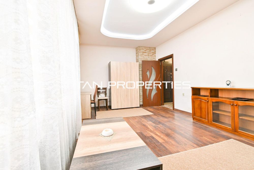 Продава се Тристаен апартамент в София, Хиподрума - 74 кв.м за 2275 €/кв.м - Снимка #2