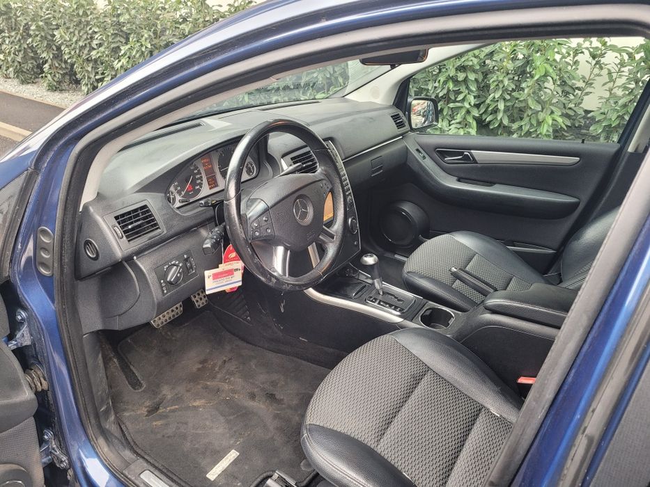 Mercedes B class