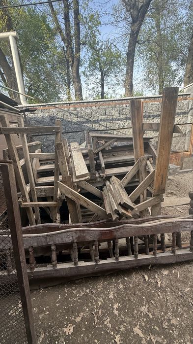 Дрова для бани бесплатно Заберите всё  что на фото. Подойдёт для топки