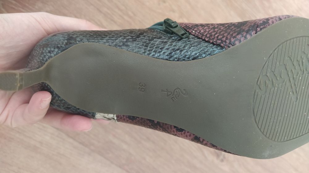 Шикарные ботинки кожаные