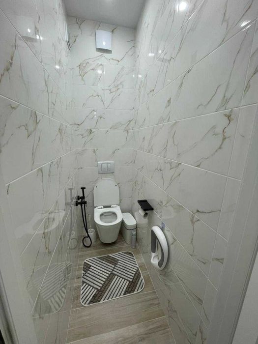 Продается 1 комнатная Жас Оркен.