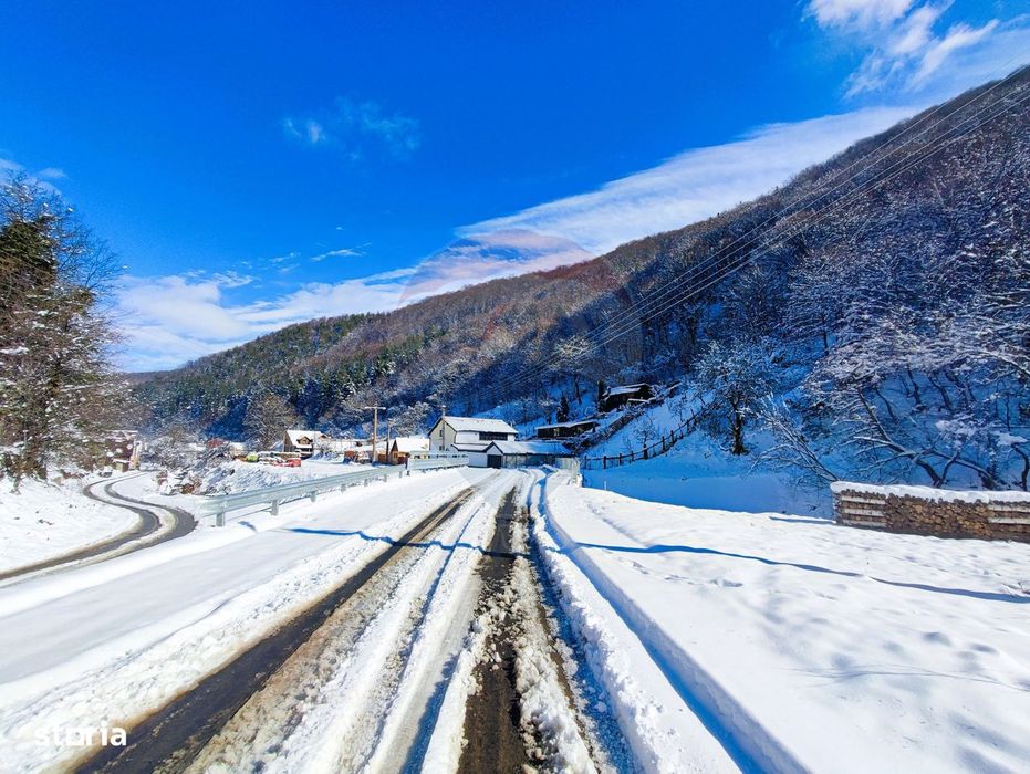 Teren intravilan în Tilișca, zonă montană superba!