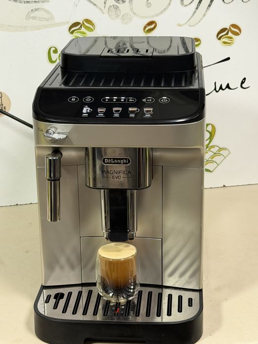 Кафемашина кафе автомат delonghi magnifica evo с гаранция