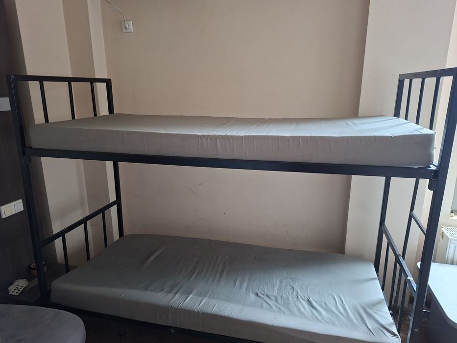 Paturi de campanie,șantier