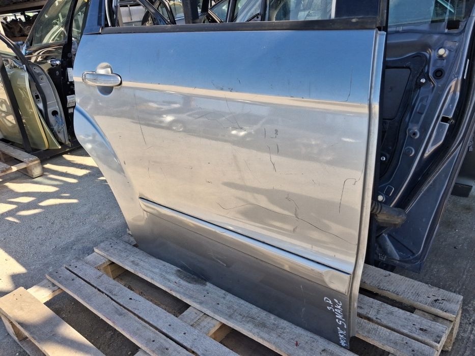 Врата Ford S-Max 2010г.