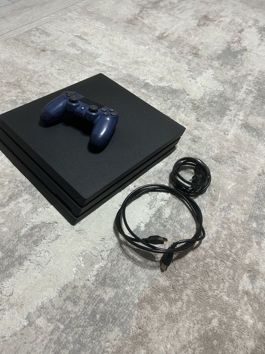 Play Station 4Pro 1Tb