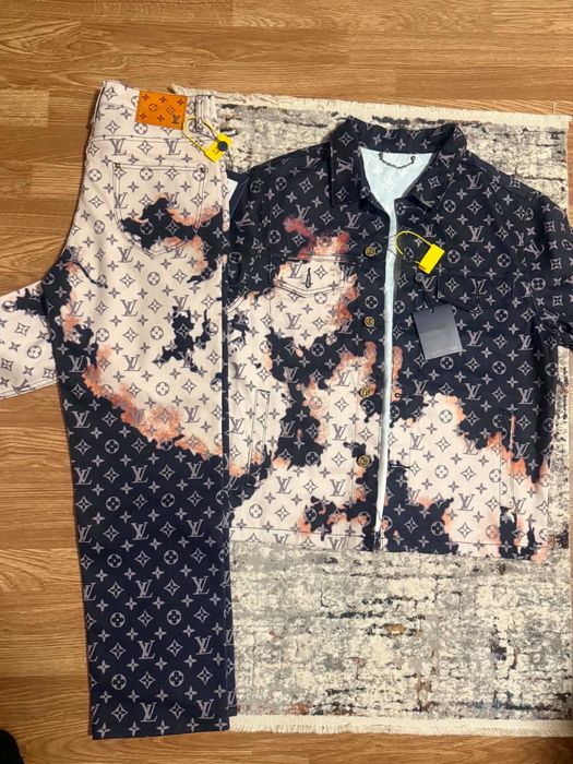 Compleu Lv  marimea M/L