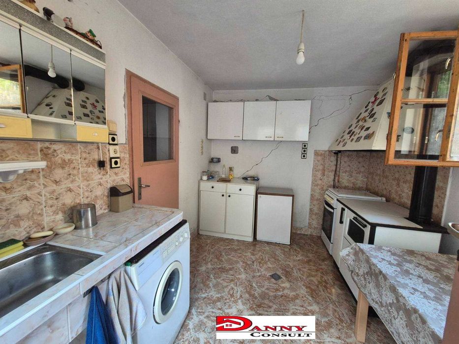 Продава се Къща в Велико Търново, Акация - 70 кв.м за 1143 €/кв.м - Снимка #4