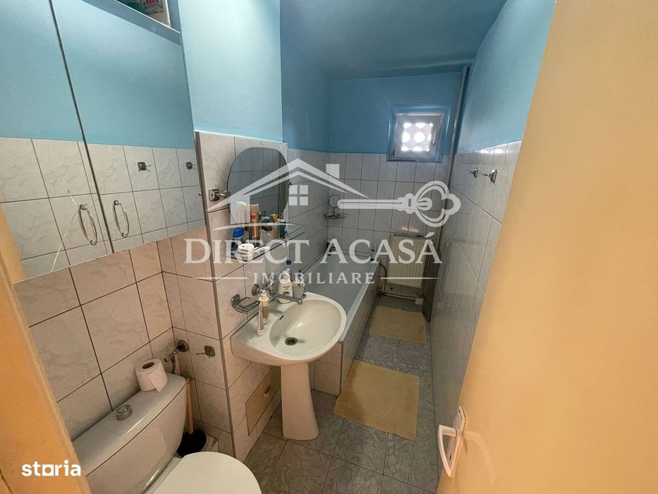 Apartament cu 4 camere de inchiriat-Str Republici-Zona 7 Noiembrie
