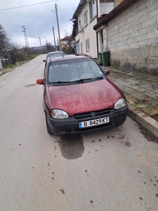 Опел корса б 1.4 бензин