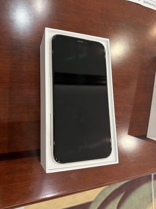 Iphone 11, 128 ГБ. Белый