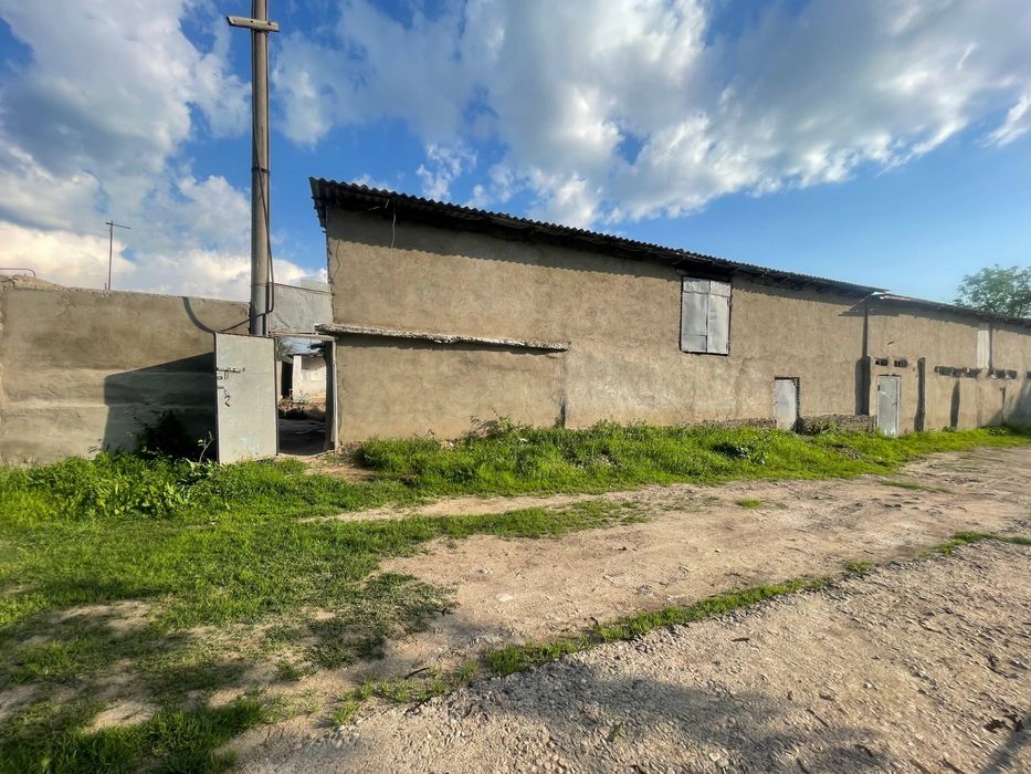 Продается дом площадью 8 соток Азадбаш