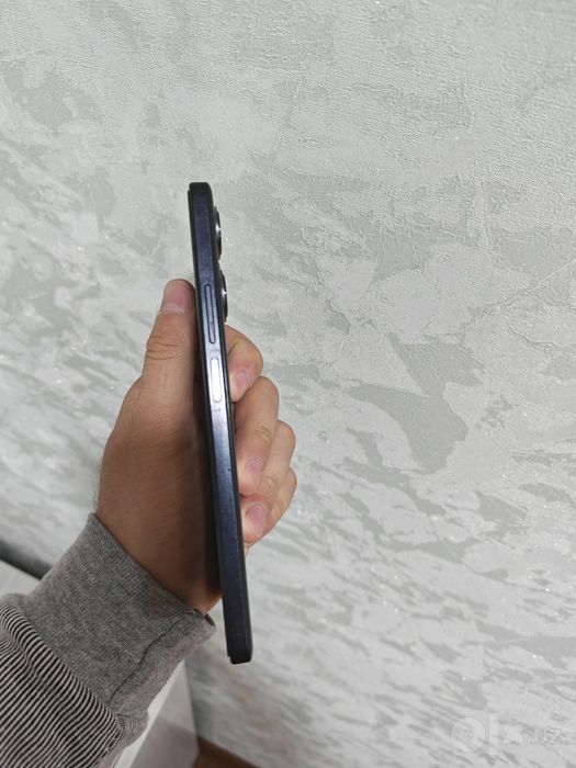 Xiaomi Poco F5 12+12/256gb телефон сотилади