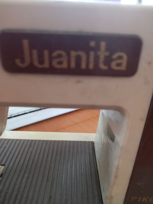 Детская швейная машинка