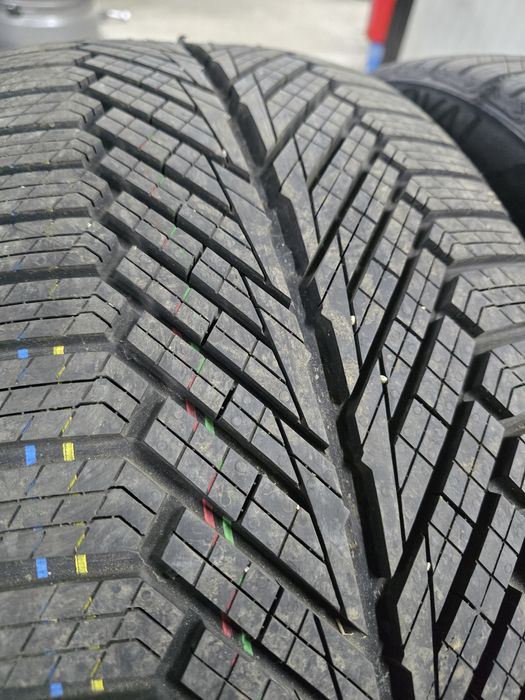 4 Броя НОВИ 255/40/20 Uniroyal 2025dot