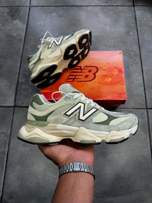 New Balance 9060