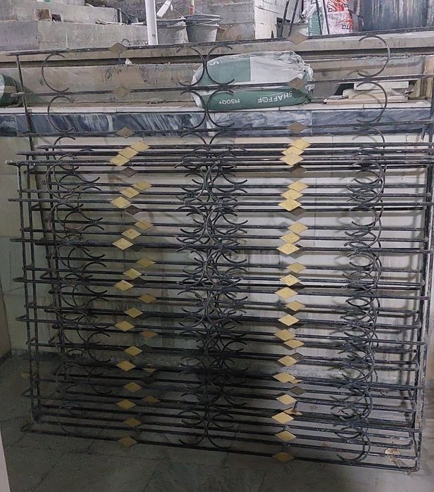 Срочно!!! Продам решетки для окна 4 штука